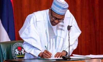Buhari-signs-executive-order